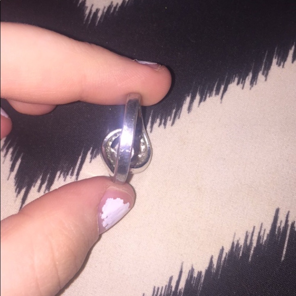 Ring - Picture 4 of 4